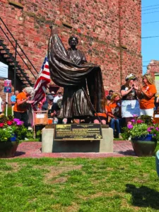 Big Annie statue unveiled in Calumet